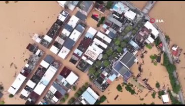 Çin'in güneyinde sel ve heyelan felaketi yaşandı: Çok sayıda ölü var