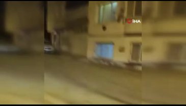 Bursa'da küçük bir alana yağan yağmur görenleri hayrete düşürdü