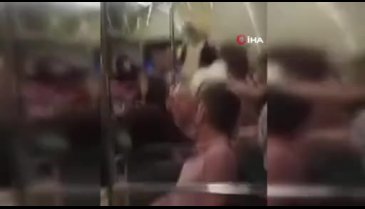 Bursa'da otobüste tartışan iki kadın yolcu saç saça kavga etti