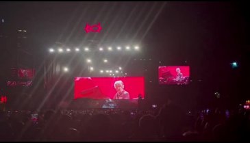 Deep Purple konserinde İstiklal Marşı jesti