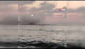 Ordu'da balıkçı, kayığıyla hortumun içinden geçti