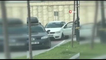 Bursa'da iki grubun kavgası mahalleyi savaş alanına çevirdi