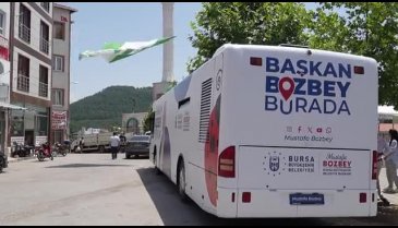 Bursa Belediye Başkanı Bozbey makamını Büyükorhan'a taşıdı