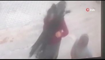Diyarbakır'da dayakçı kocayı çevredekiler darp etti