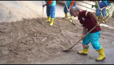 Bursa Yıldırım'da yağmur mesaisi