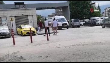 Bursa'da işçi fabrikanın çatısından düştü! Ağır yaralandı