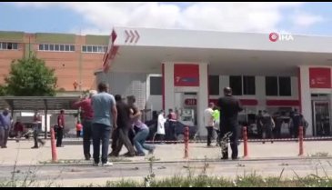 Rızası olmadan evlenen kızı ve damadını vurdu!