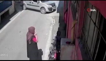 Bursa Vişne Caddesi'nde 'Fal bakıyorum' diyerek vatandaşları dolandırdı