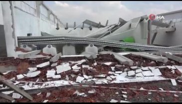 Bingöl'de çiftliğe bağlı yapı çöktü!