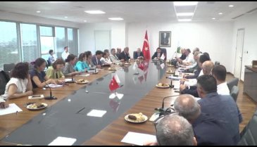 Bursa Osmangazi Belediye Başkanı Aydın'dan hizmet kalitesini arttıracak toplantı