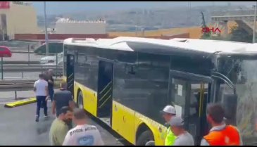 İETT otobüsü kaza yaptı! O yol trafiğe kapandı