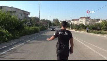 Bursa'da yunus polisi, bir aylık yol kontrolünde 33 adet ruhsatsız tabanca yakaladı