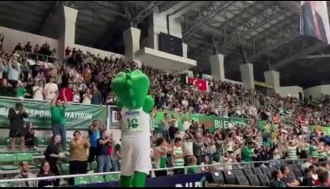 Bursaspor Basketbol, Europe Cup 2. haftada ilk maçını kazandı! - 1