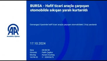 Bursa'da hafif ticari araçla otomobil çarpıştı! 2 yaralı