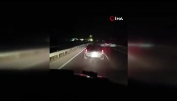 Yolu kapatıp ambulansa geçit vermedi