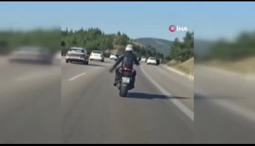 Bursa'da motor üzerinde dans etti!