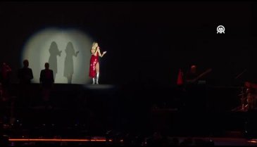 Hadise konserinde yangın