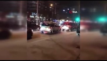 Bursa'da asker eğlencesinde yolu kesip çiftetelli oynadılar