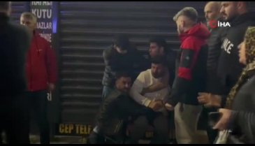 Bursa'da iki esnafın tartışmasında bıçaklar konuştu : 2 yaralı