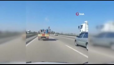 Tüp kamyonunun lastiği patladı: Korku dolu anlar kamerada