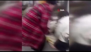 Bursa'da vakayı hastaneye yetiştirmeye çalışan ambulans takla attı