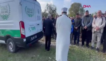 Bursa'da çıkan yangında hayatını kaybeden iki kardeş toprağa verildi