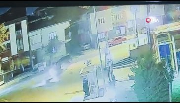 Bursa'da otomobil ile motosiklet birbirine girdi: 1 ağır yaralı