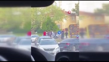 Bursa'da sürücüler sokağı boks ringine çevirdi!