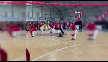 Bursa'da öğretmeni bu özel günde yalnız bırakmadı! Yürek ısıtan anlar...