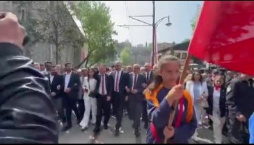Bursa Osmangazi'de 23 Nisan yürüyüşü!