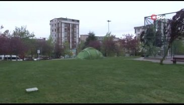 İstanbullular geceyi çadırlarda geçirdi