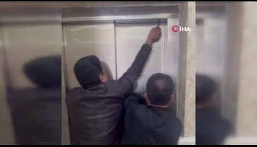 Bursa'da düğünde ilginç anlar! Kapı açılır açılmaz gülme krizine girdiler...