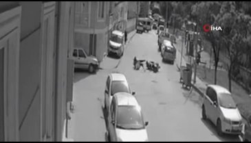 Karşıya geçen kadına çarptı, yaralıyı olay yerinde bırakıp kaçtı