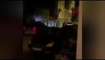 Bursa'da gece yarısı balta ile dehşet saçtı! Polislere saldırdı