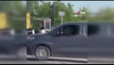 Bursa'da trafik canavarları iş başında! Bu sefer anayol boks ringine döndü
