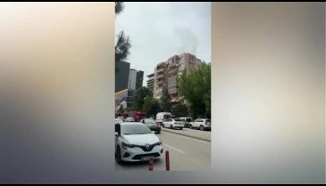 Bursa'da 7 katlı binada korkutan yangın!