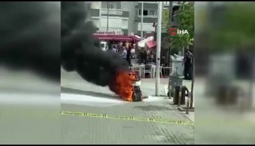 Motosiklet alev alev yandı