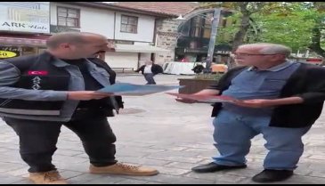 Bursa polisi vatandaşı dolandırıcılara karşı uyarıyor!