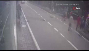 Bursa'da korku dolu anlar! Ani dönüş kaza getirdi