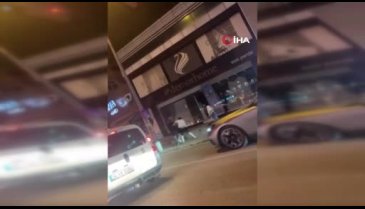 Bursa'da gergin gece! Yumruklar havada uçuştu