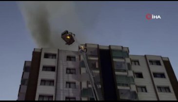 13 katlı binada yangın: Ölüler var...