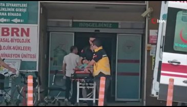Bıçağın üzerine düşen çocuk ağır yaralandı