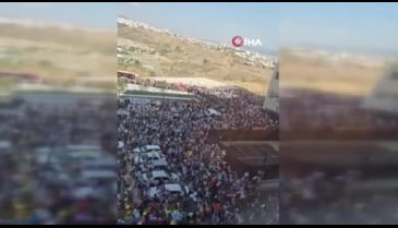 İzmir'de binlerce balon 6 yaşındaki Erhan ve arkadaşları için uçuruldu