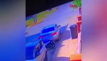 Bursa'da servis minibüsü ile otobüs çarpıştı!