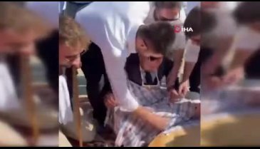 Damat bu kez hamura bastı: Düğün konvoyunda renkli anlar!
