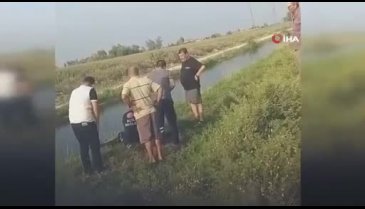 Kanala devrilen otomobil, baba ve kızına mezar oldu!