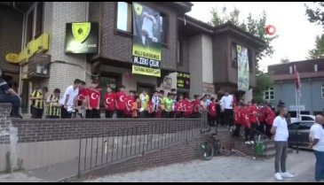 Zeki Çelik Bursa'ya geldi! Başladığı yeri unutmadı