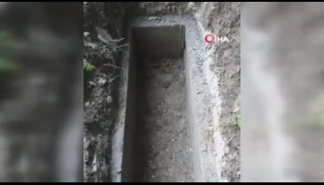 Kendi mezarını kazıp içine yattı! Nedenini duyan hayrete düştü...