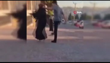 Sokak ortasında eşini darbetti, o anlar kameraya yansıdı
