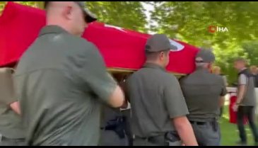 En acı veda! Yangında şehit olan orman personeli böyle uğurlandı